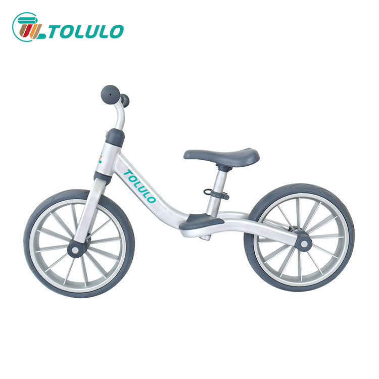¿Por qué los padres inteligentes están comprando bicicletas de equilibrio para sus hijos?