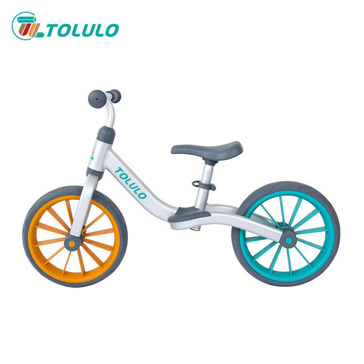 Bicicleta de equilibrio para niños